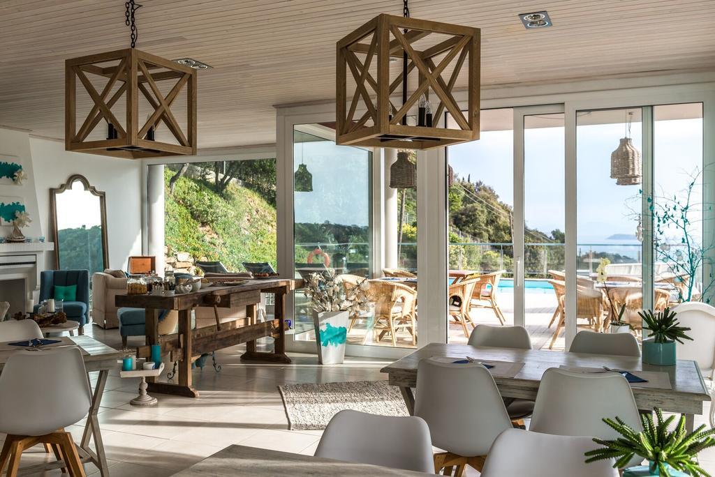 Es Cel De Begur Hotel Экстерьер фото